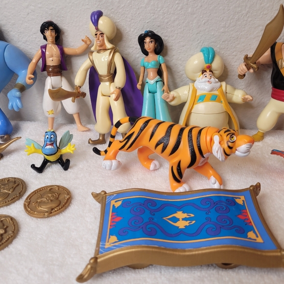Vintage Disney 18 peice Alladin full cast set action figures and extras - Picture 4 of 16